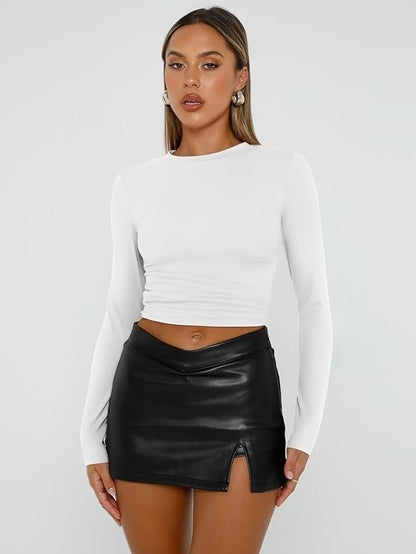 Women's White Long Sleeve Slim Fit Crop Top - Cute Y2K Fall/Winter Essentials for Teens 2024